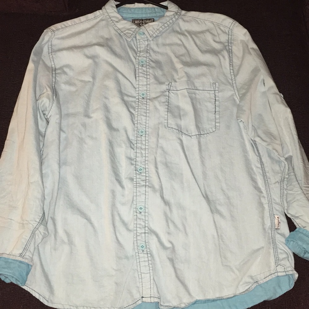 Men’s wear first button down large